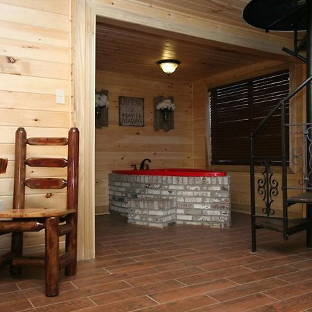 Cupid'S Cabin Гетлинбург Екстериор снимка