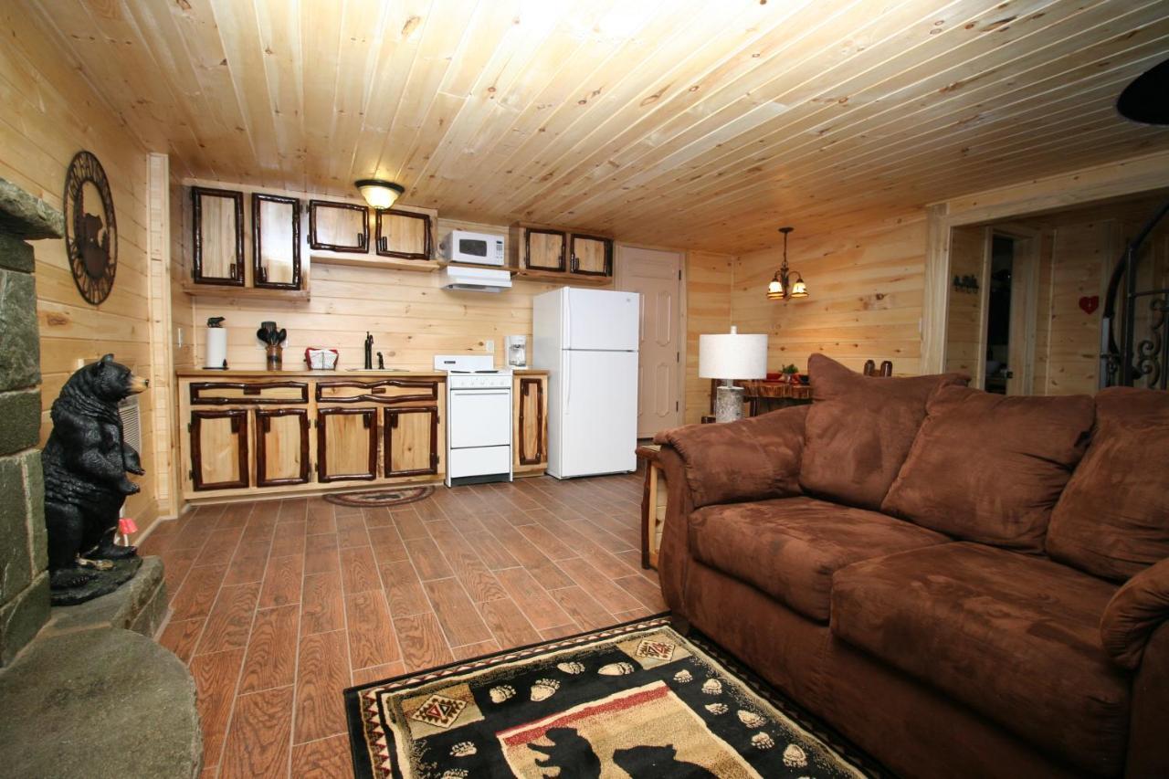 Cupid'S Cabin Гетлинбург Екстериор снимка